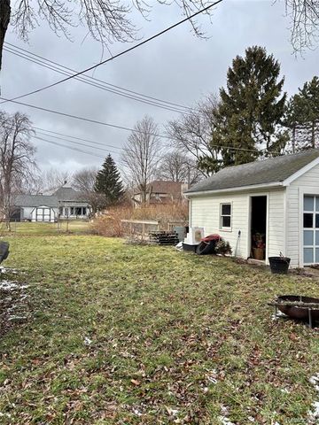 425 Fern Court, Monroe, MI 48162