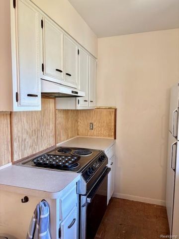 425 Fern Court, Monroe, MI 48162