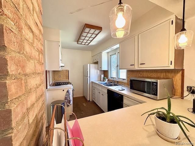 425 Fern Court, Monroe, MI 48162