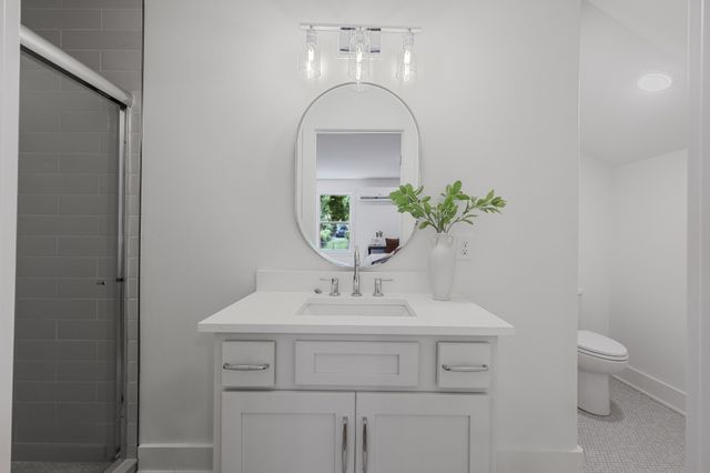 615 N 9th St, Nashville, TN 37206