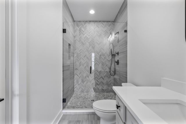 615 N 9th St, Nashville, TN 37206