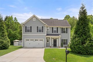 520 Old Cypress Drive, Winston-salem, NC 27127