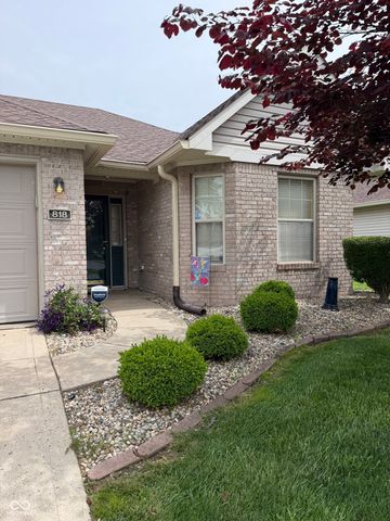 818 Jared Drive, Greenwood, IN 46143