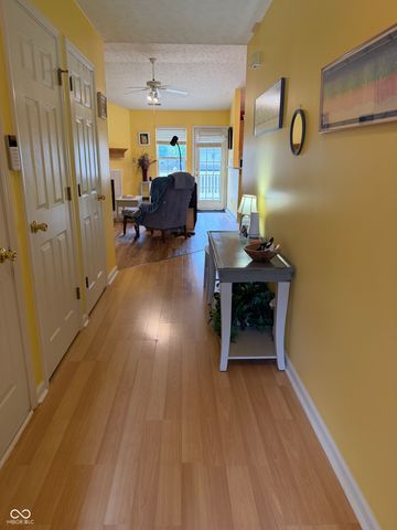 818 Jared Drive, Greenwood, IN 46143