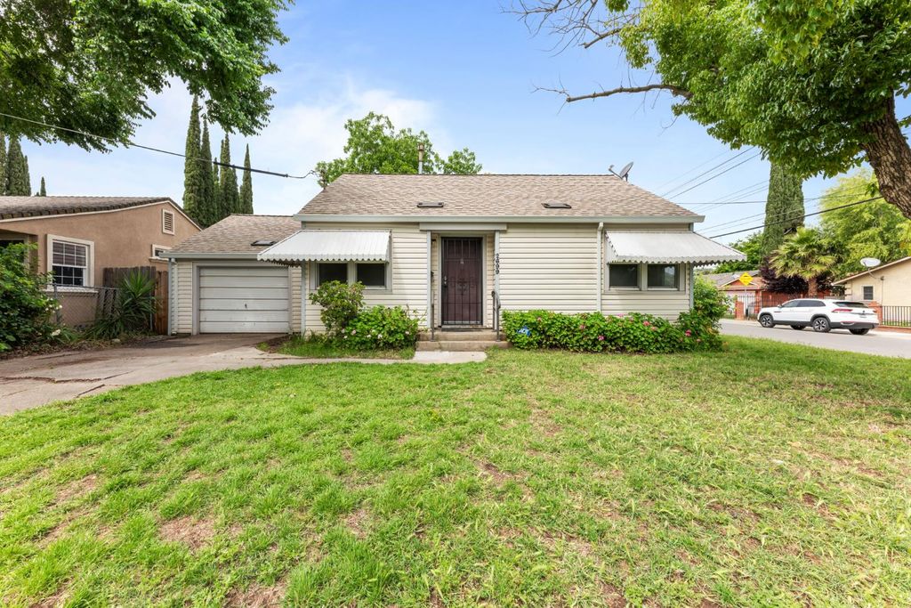 2699 Grove Ave, Sacramento, CA 95815