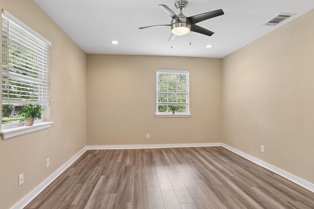 4906 Eastdale DR E, Austin, TX 78723