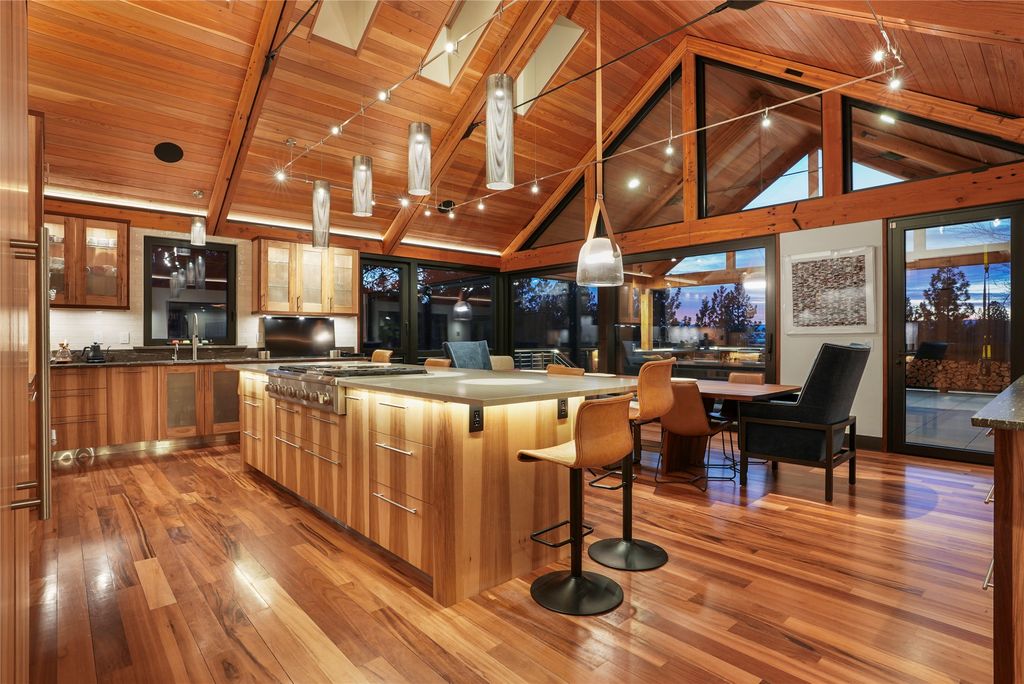 2 Elk Ridge Court, Missoula, MT 59802