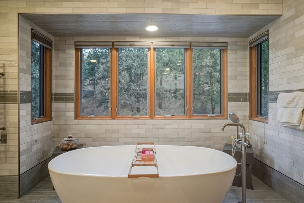 2 Elk Ridge Court, Missoula, MT 59802 photo 8