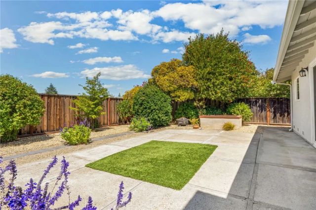 240 Los Felicas, Walnut Creek, CA 94598