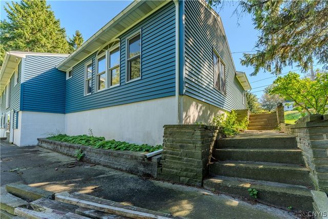 5071 Skyline Drive, Onondaga, NY 13215