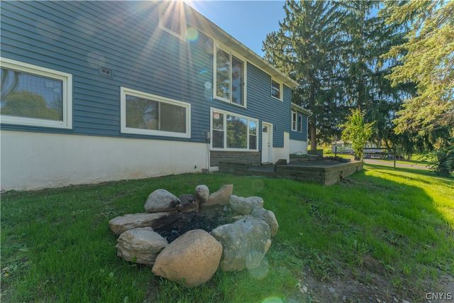 5071 Skyline Drive, Onondaga, NY 13215