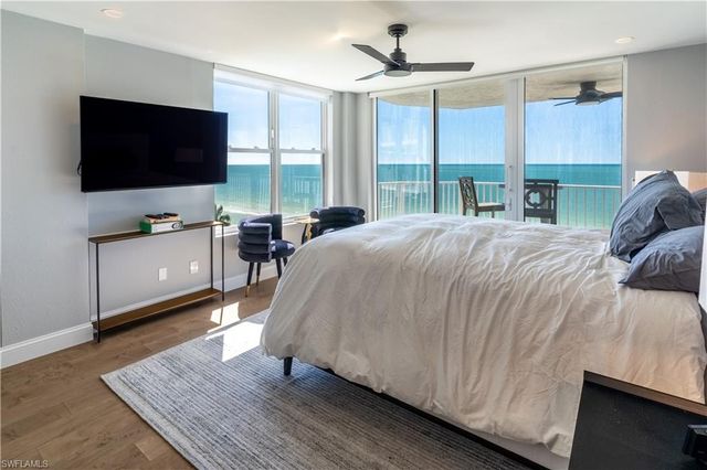 10701 Gulf Shore DR 701, Naples, FL 34108