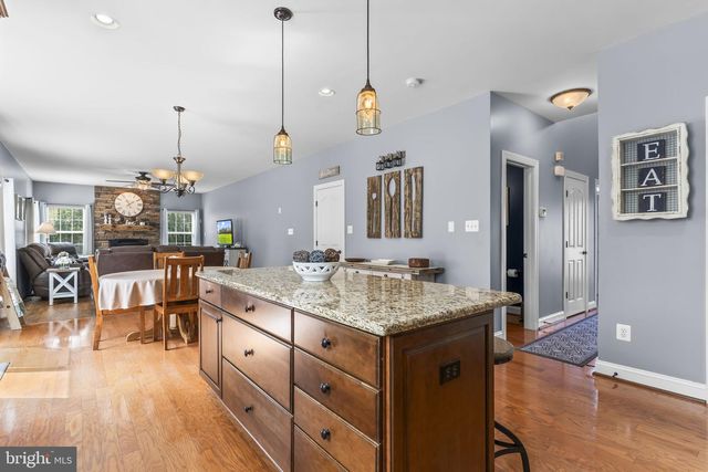 3743 HUNTSMAN DR, Huntingtown, MD 20639
