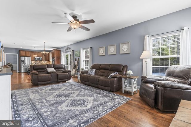 3743 HUNTSMAN DR, Huntingtown, MD 20639