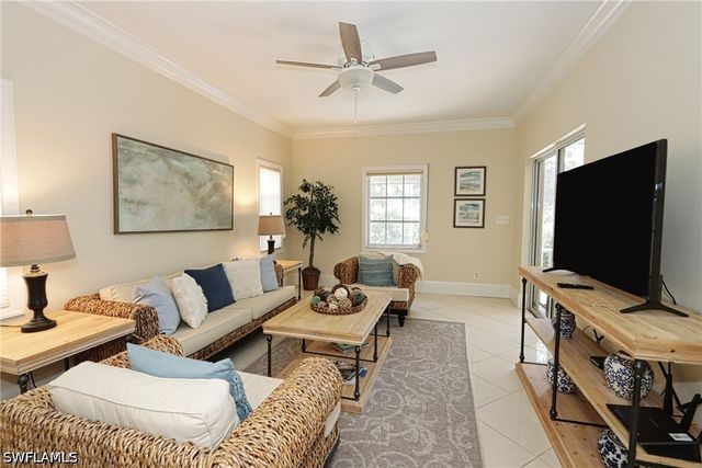 5916 Chanteclair DR 8, Naples, FL 34108