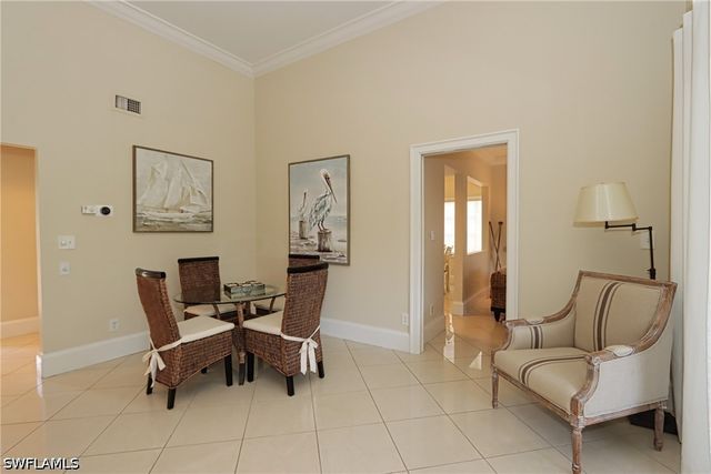 5916 Chanteclair DR 8, Naples, FL 34108