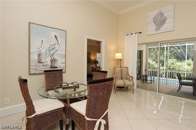 5916 Chanteclair DR 8, Naples, FL 34108