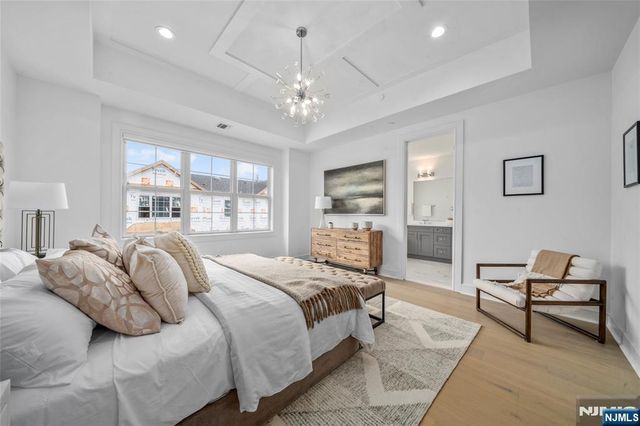 110 Mason Court 2G, Haworth, NJ 07641