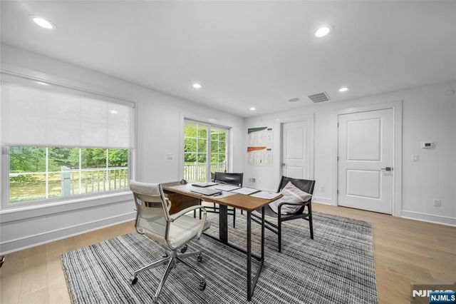 110 Mason Court 2G, Haworth, NJ 07641
