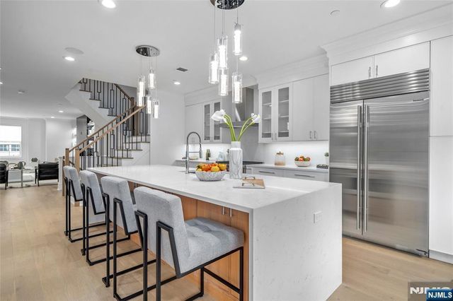 110 Mason Court 2G, Haworth, NJ 07641