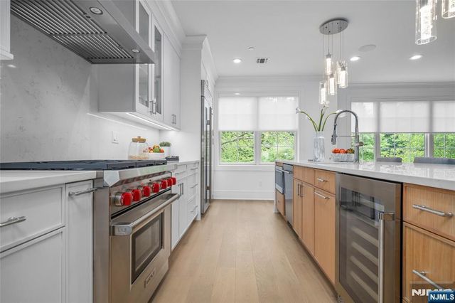 110 Mason Court 2G, Haworth, NJ 07641