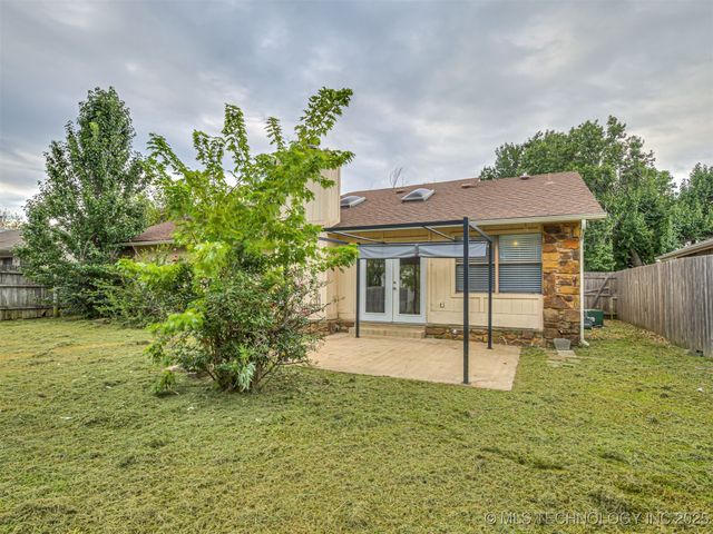 14225 E 37th Place, Tulsa, OK 74133