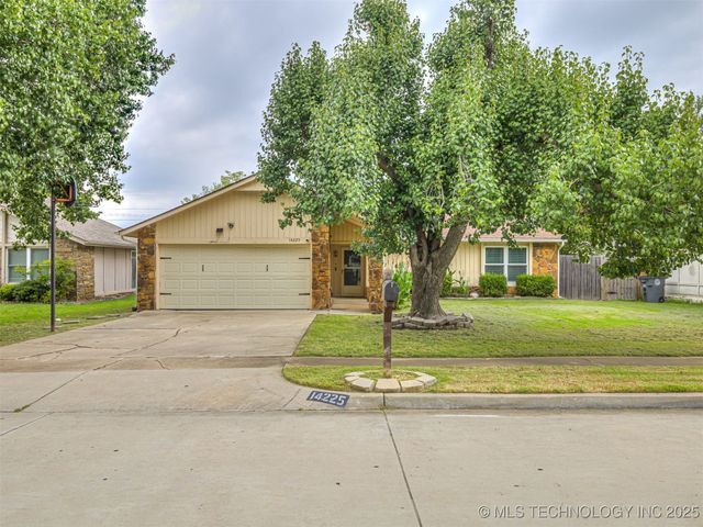 14225 E 37th Place, Tulsa, OK 74133