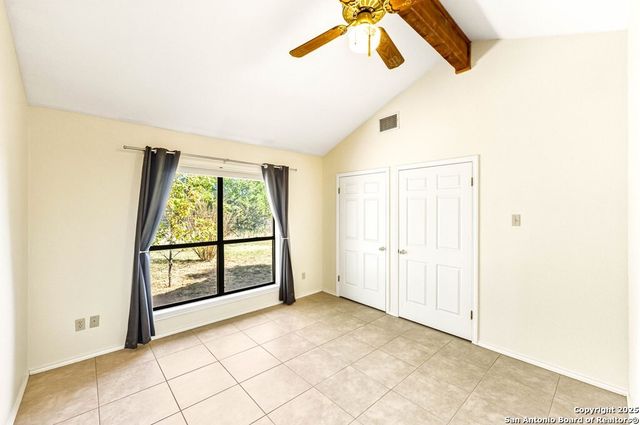 200 Roundabout Lane, Kerrville, TX 78028