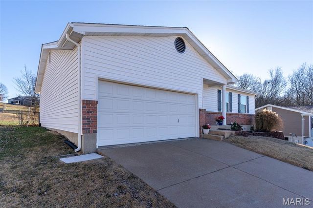 722 Sur Vista Drive, Arnold, MO 63010