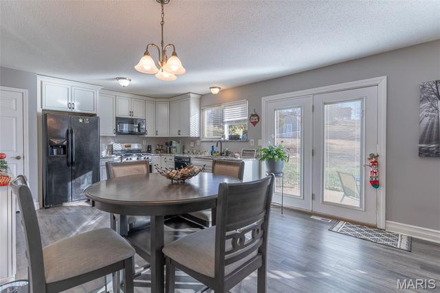 722 Sur Vista Drive, Arnold, MO 63010