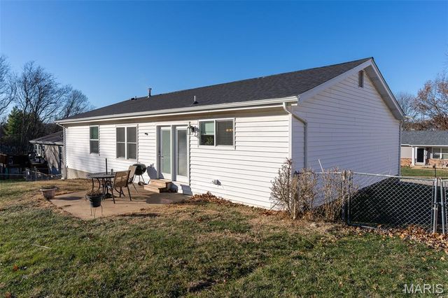 722 Sur Vista Drive, Arnold, MO 63010