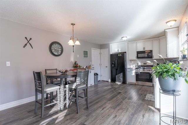 722 Sur Vista Drive, Arnold, MO 63010