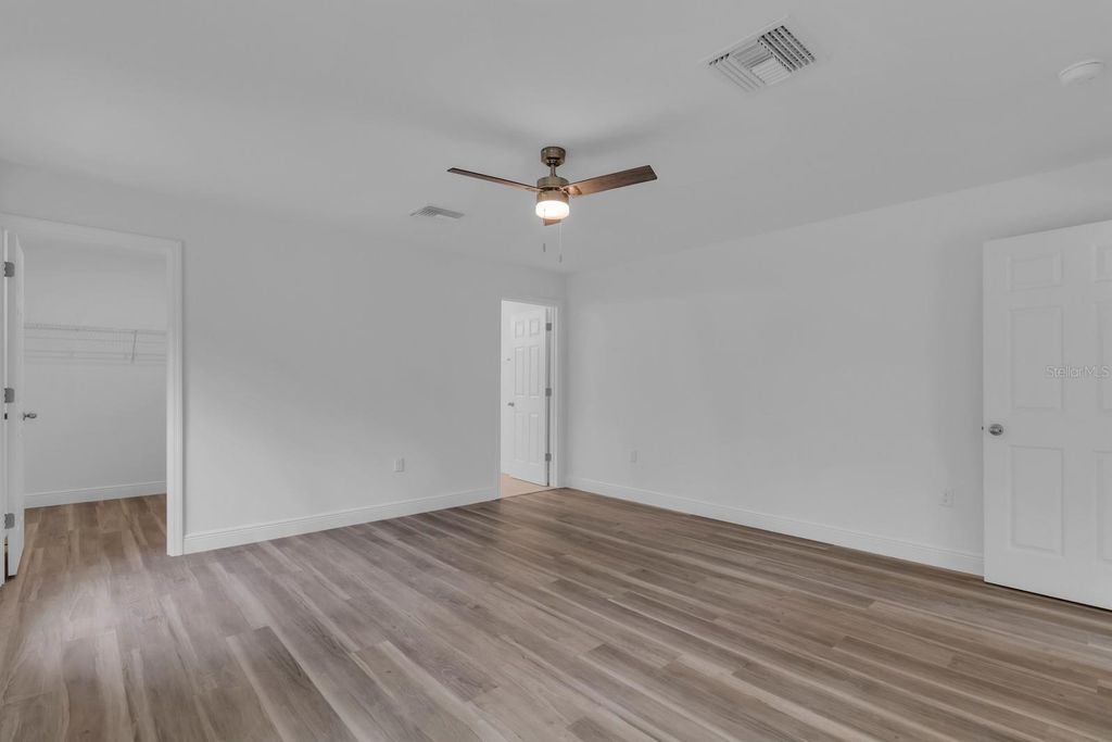 Image 26 of property listing at 413 POPPY LANE, Inverness, FL 34452