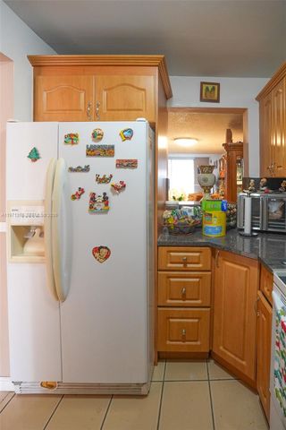 1159 W 40th St 16, Hialeah, FL 33012