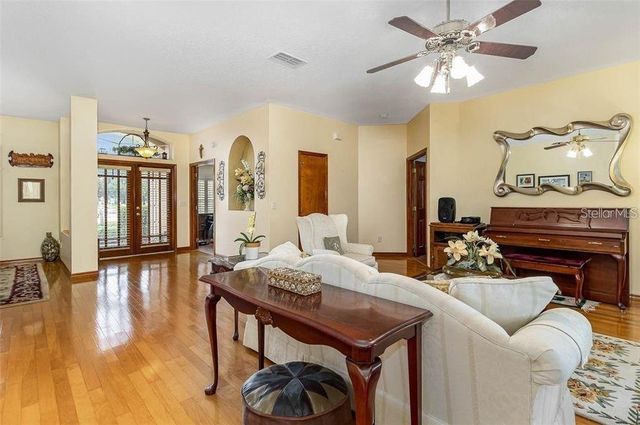 10001 HIGHLAND WOODS COURT, Orlando, FL 32836