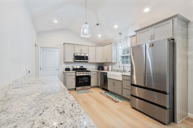 395 Pine Oaks Farm Rd., Aynor, SC 29511