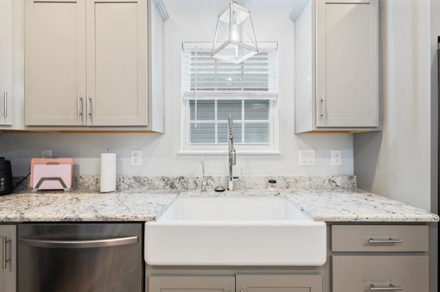 395 Pine Oaks Farm Rd., Aynor, SC 29511