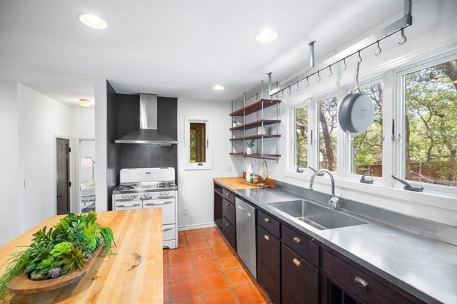 1703 Graywood CV, Austin, TX 78704