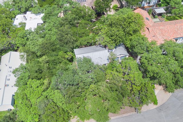 1703 Graywood CV, Austin, TX 78704