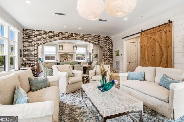 1082 Village Oaks Lane, St. Simons, GA 31522