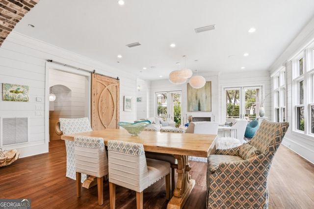 1082 Village Oaks Lane, St. Simons, GA 31522