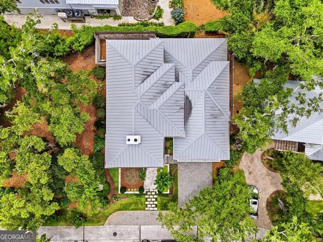 1082 Village Oaks Lane, St. Simons, GA 31522