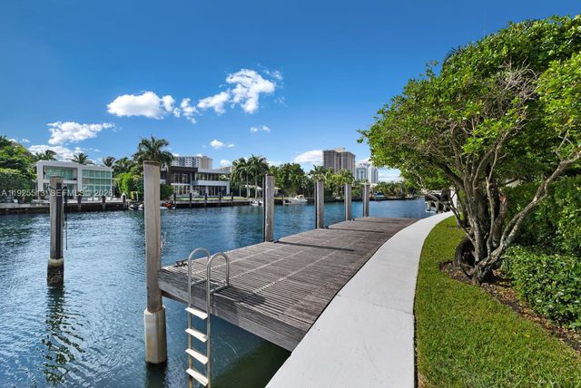 142 S Island Drive, Golden Beach, FL 33160