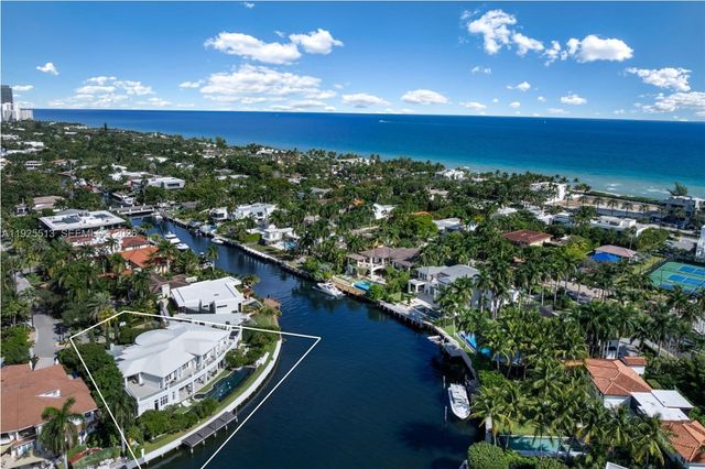 142 S Island Drive, Golden Beach, FL 33160