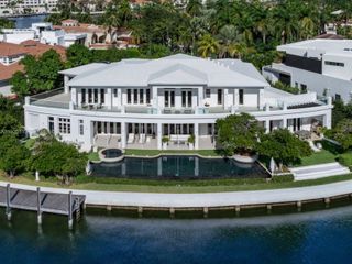 142 S Island Drive, Golden Beach, FL 33160