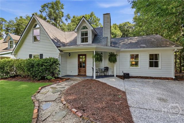 28 Romney Place, Savannah, GA 31406