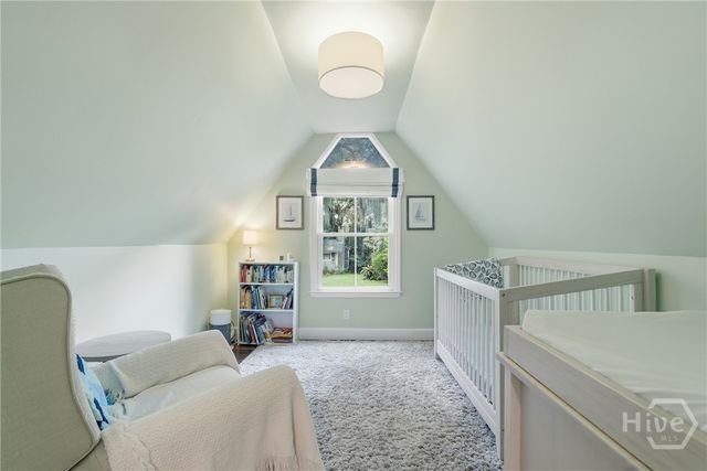 28 Romney Place, Savannah, GA 31406