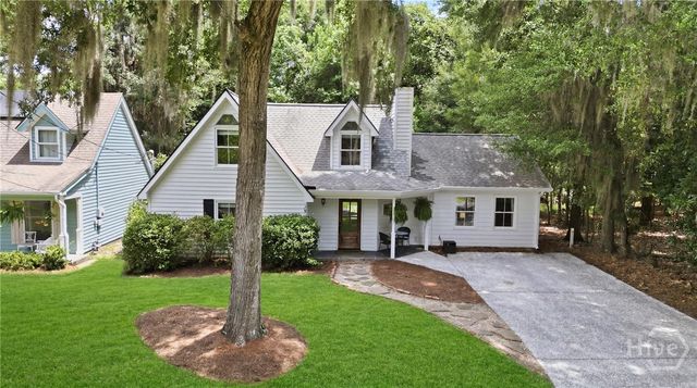 28 Romney Place, Savannah, GA 31406