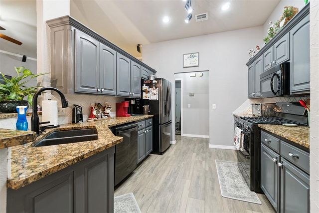 1404 SW 129th Street, Oklahoma City, OK 73170