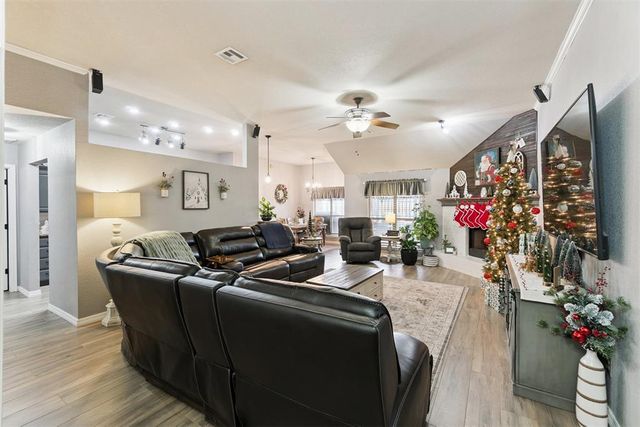 1404 SW 129th Street, Oklahoma City, OK 73170